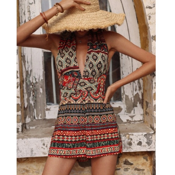 Boho floral print crisscross open back romper - Picture 4 of 7